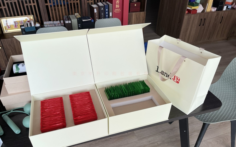 雀舌兰茶叶礼盒定制、兰德文化精品礼品盒生产